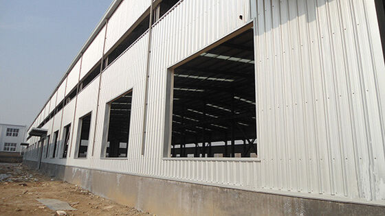 Buen precio Edificio de estructura de acero personalizable con especificaciones diversificadas para almacén y taller en línea