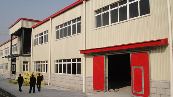 Good price Galvanized / Prepainted Portal Frame Steel Buildings Low Carbon Steel Structure Construction online