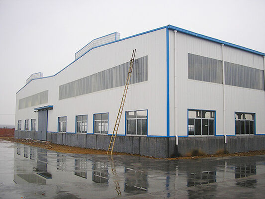 Bom preço Edifícios Pré-fabricados de Aço Comercial / Industrial Estrutura de Aço Leve on-line