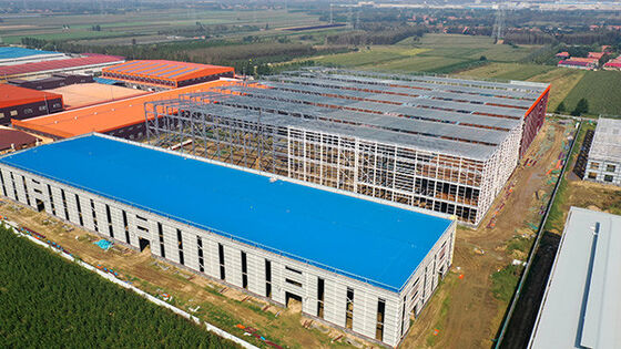 Harga yang bagus Bangunan Baja Prefabrikasi Galvanis Dicat Struktur Baja Gudang Prefab Q235B on line