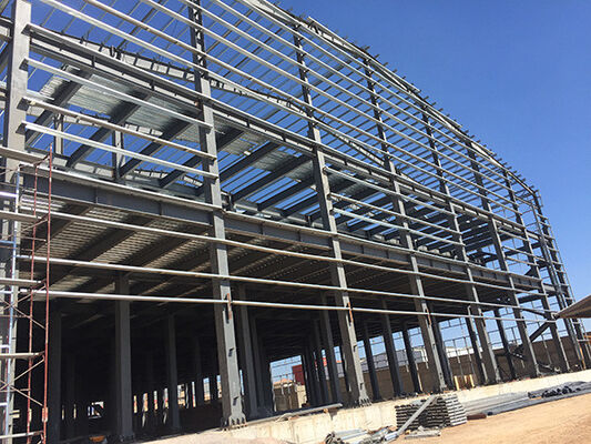 İyi bir fiyat. Q355B Çelik Yapı Fabrikası, Hafif Çelik Çerçeve Bina Boyalı Galvanizli çevrimiçi